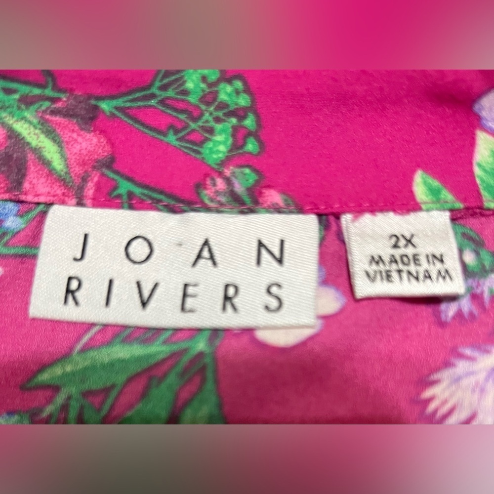 Joan Rivers Women’s Pink Floral Button Up Blouse Size 2X - Picture 4 of 5